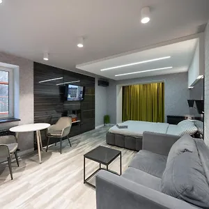 Apartment Luxrent Kreshatik Arenacity Skybar, Kyiv